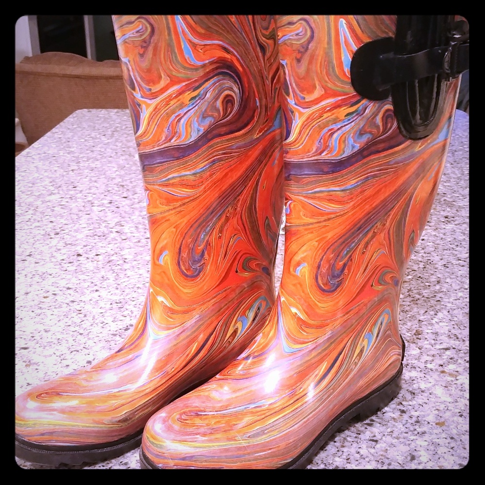 New Corkys rain boots.